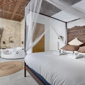 mykeypers-lovely-studio-with-jacuzzi.fr-paris.fr/